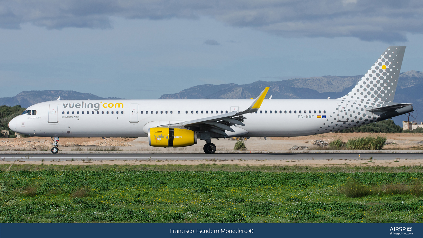 Vueling  Airbus A321  EC-MRF