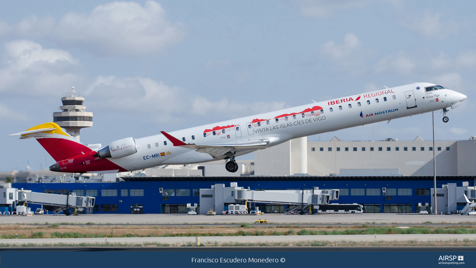 Air Nostrum Iberia Regional  Mitsubishi CRJ-1000  EC-MRI