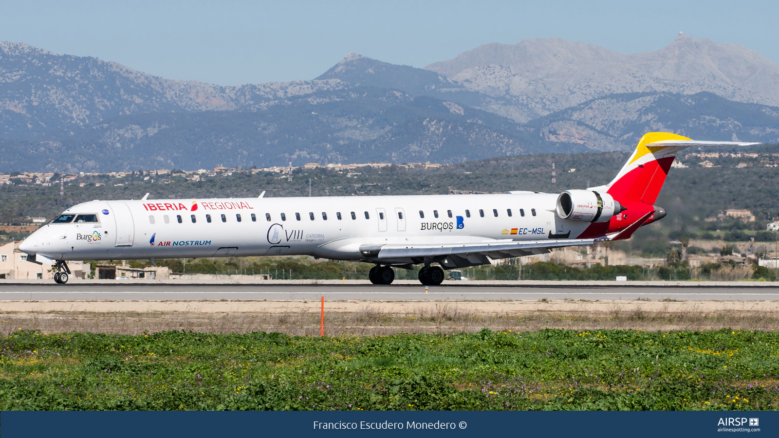 Air Nostrum Iberia Regional  Mitsubishi CRJ-1000  EC-MSL