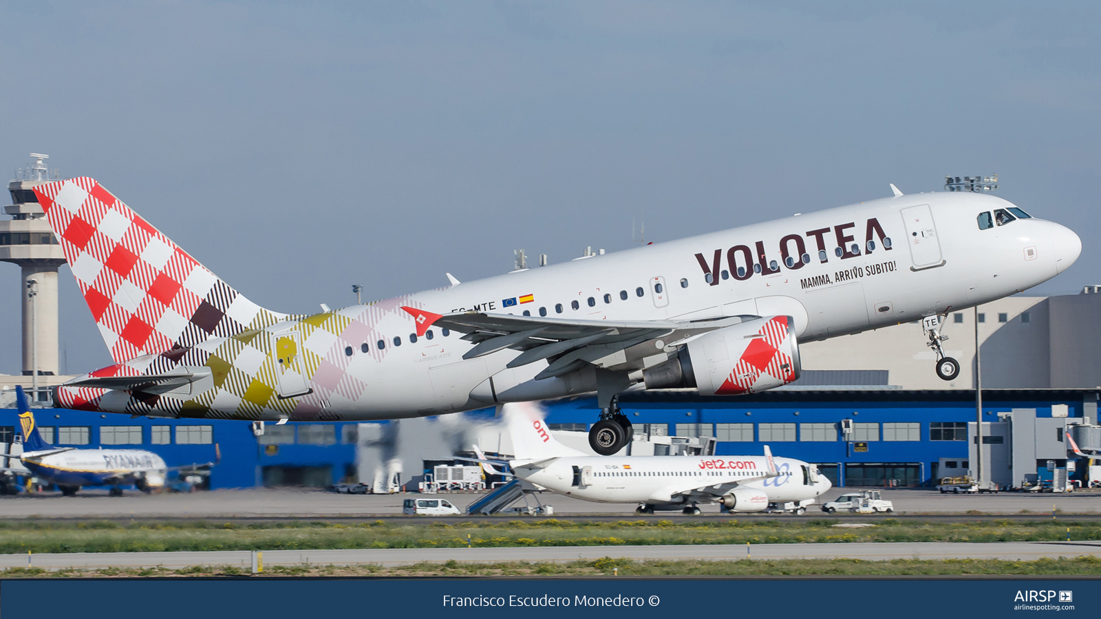 Volotea  Airbus A319  EC-MTE