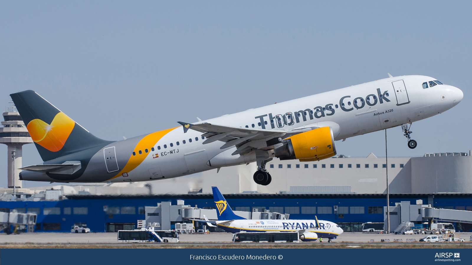 Thomas Cook Airlines  Airbus A320  EC-MTJ