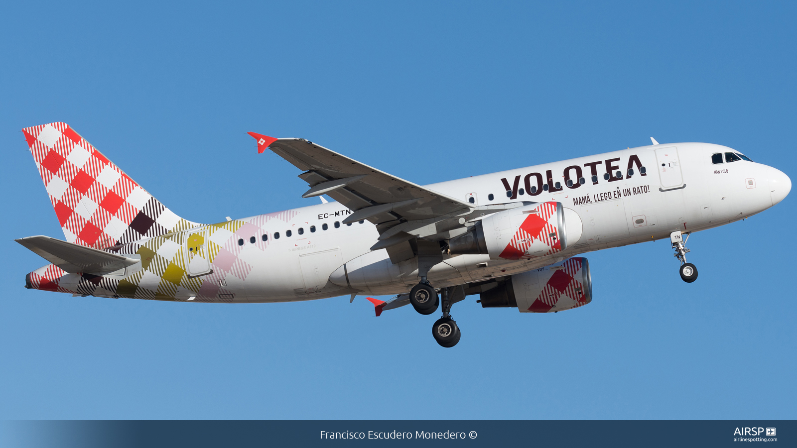 Volotea  Airbus A319  EC-MTN