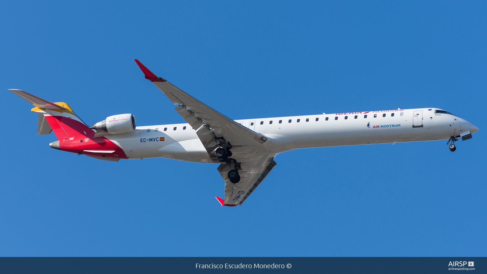 Air Nostrum Iberia Regional  Mitsubishi CRJ-1000  EC-MVC