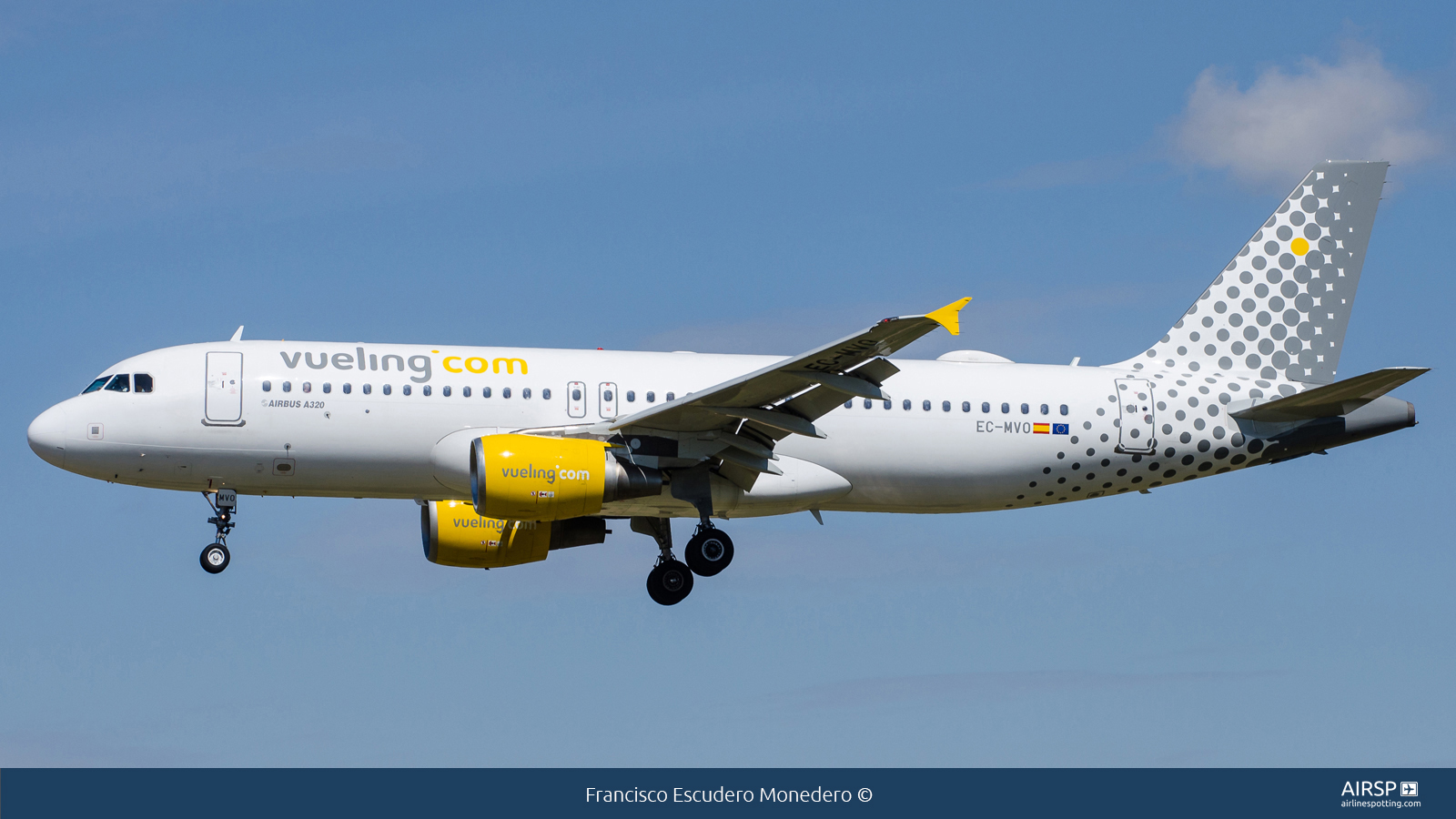 Vueling  Airbus A320  EC-MVO