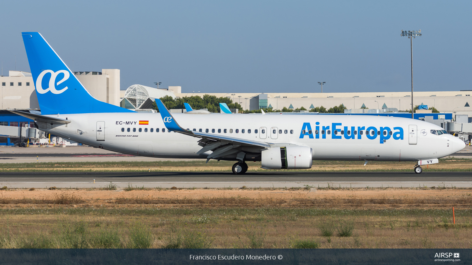 Air Europa  Boeing 737-800  EC-MVY