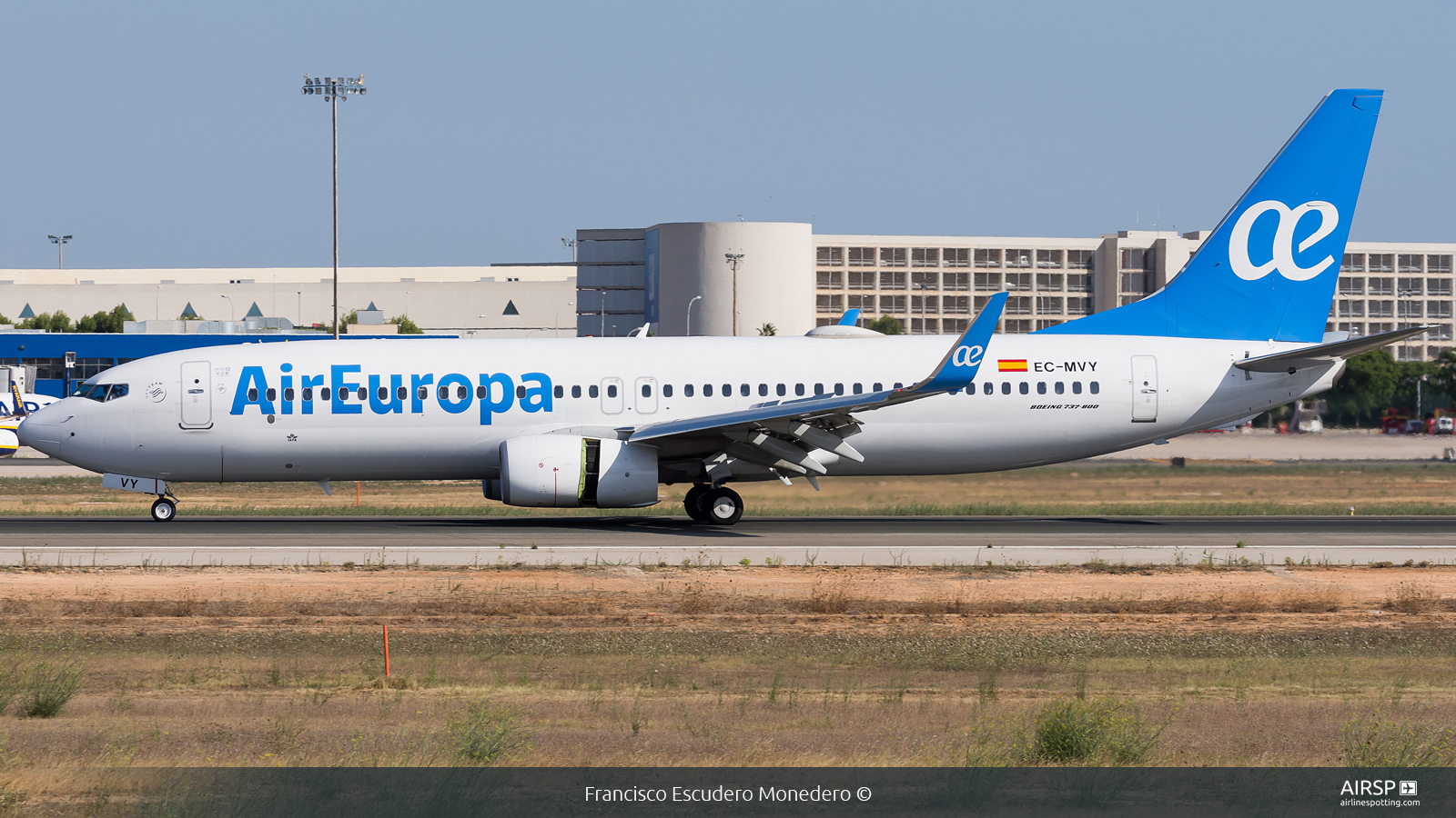 Air Europa  Boeing 737-800  EC-MVY