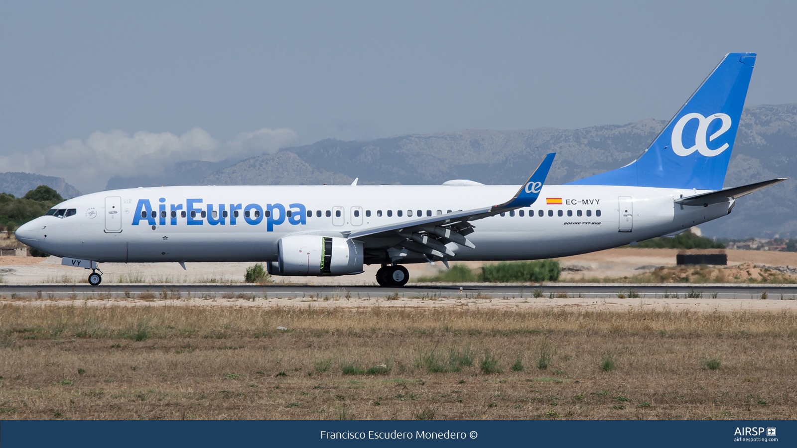 Air Europa  Boeing 737-800  EC-MVY