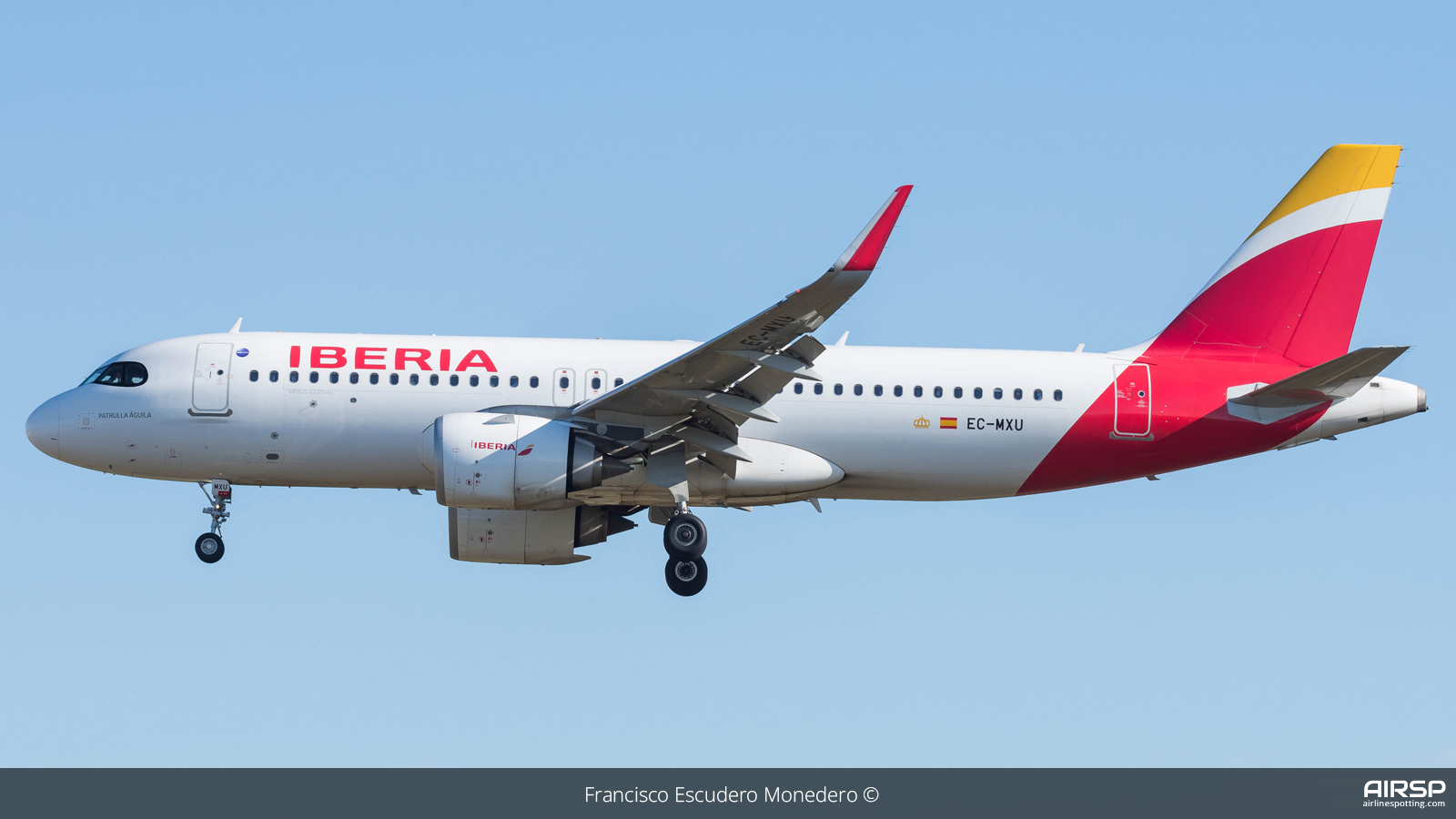 Iberia  Airbus A320neo  EC-MXU