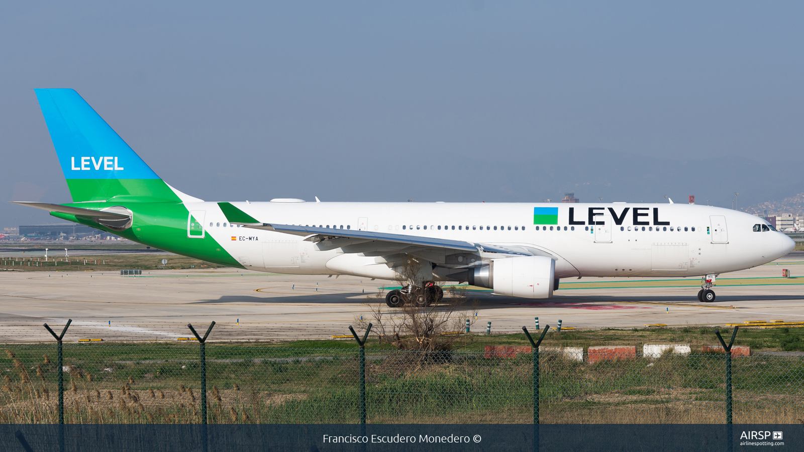 Level  Airbus A330-200  EC-MYA