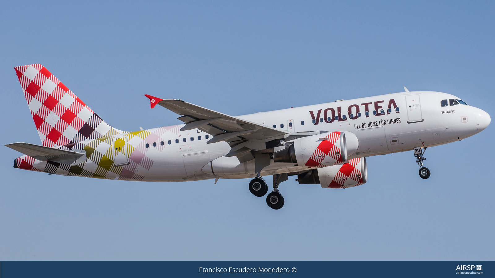 Volotea  Airbus A319  EC-NBD