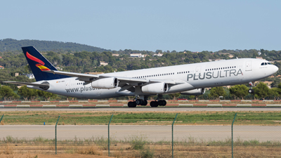 Plus Ultra Airbus A340-300