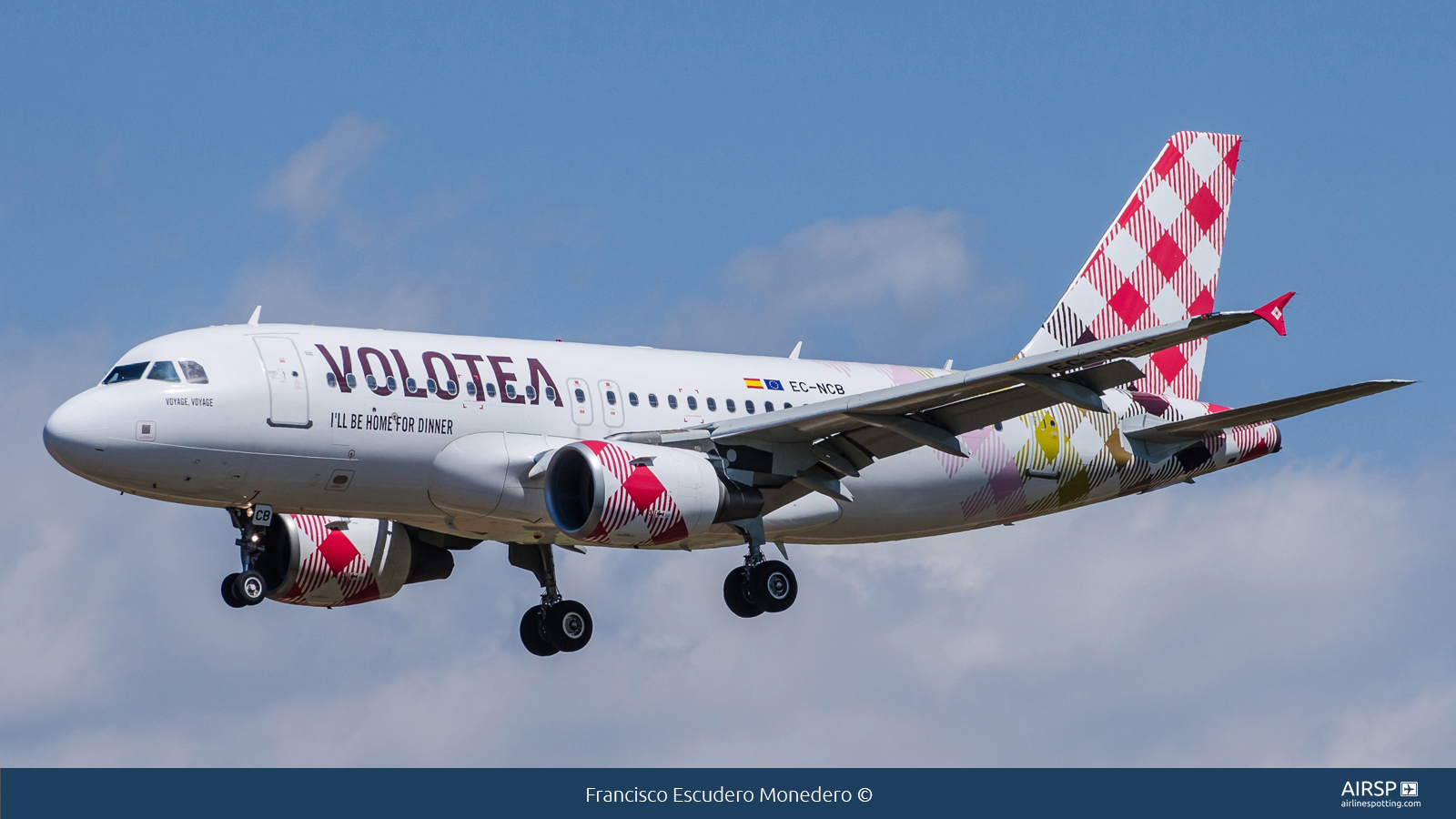 Volotea  Airbus A319  EC-NCB