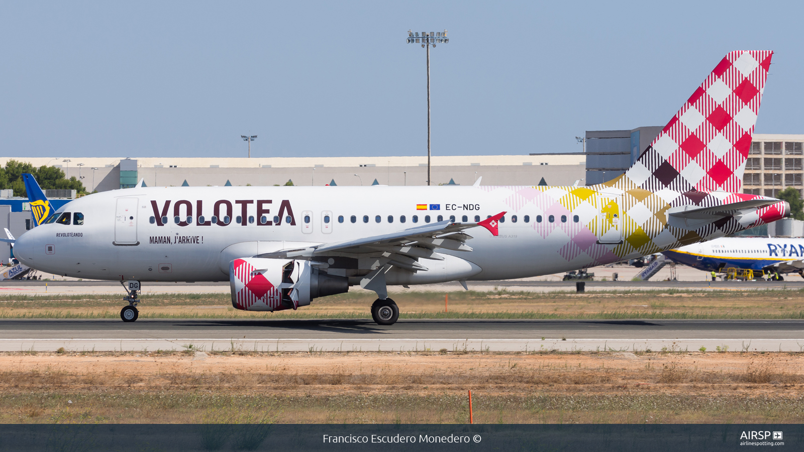 Volotea  Airbus A319  EC-NDG