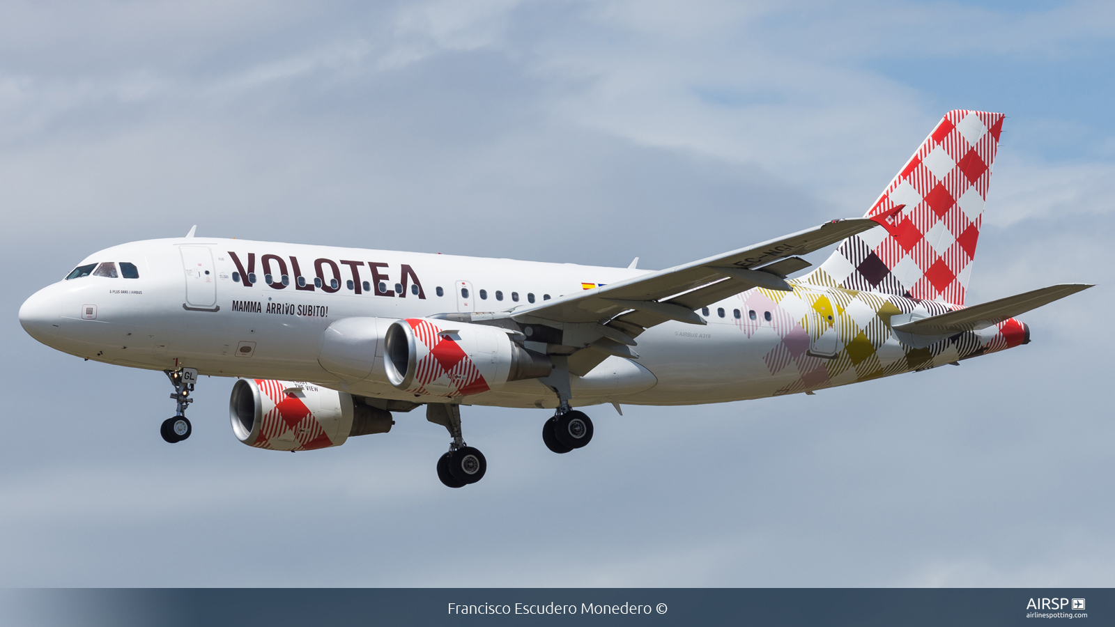 Volotea  Airbus A319  EC-NGL