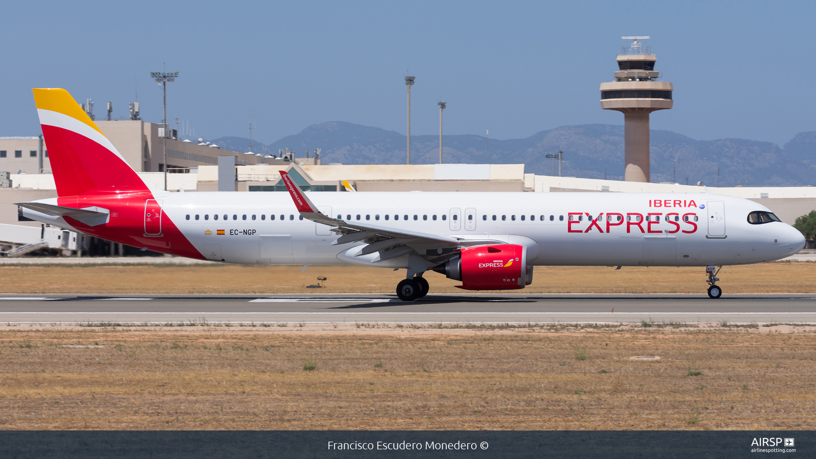 Iberia Express  Airbus A321neo  EC-NGP