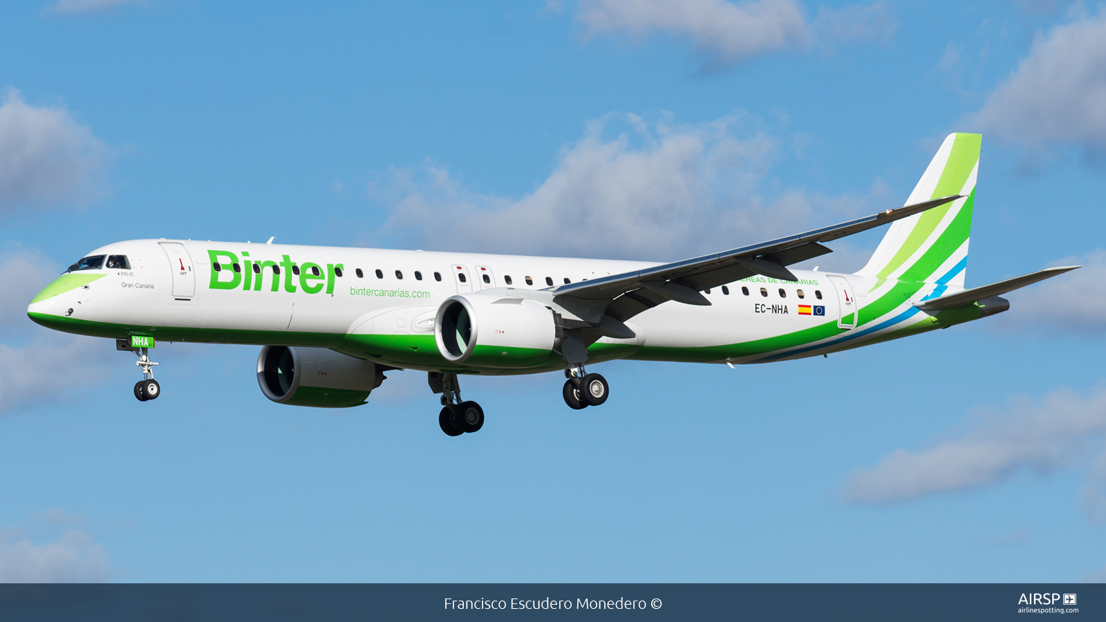Binter Canarias  Embraer E195-E2  EC-NHA