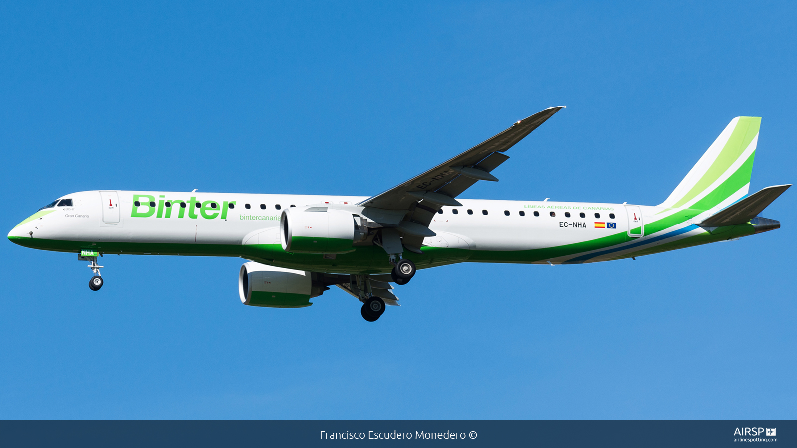 Binter Canarias  Embraer E195-E2  EC-NHA