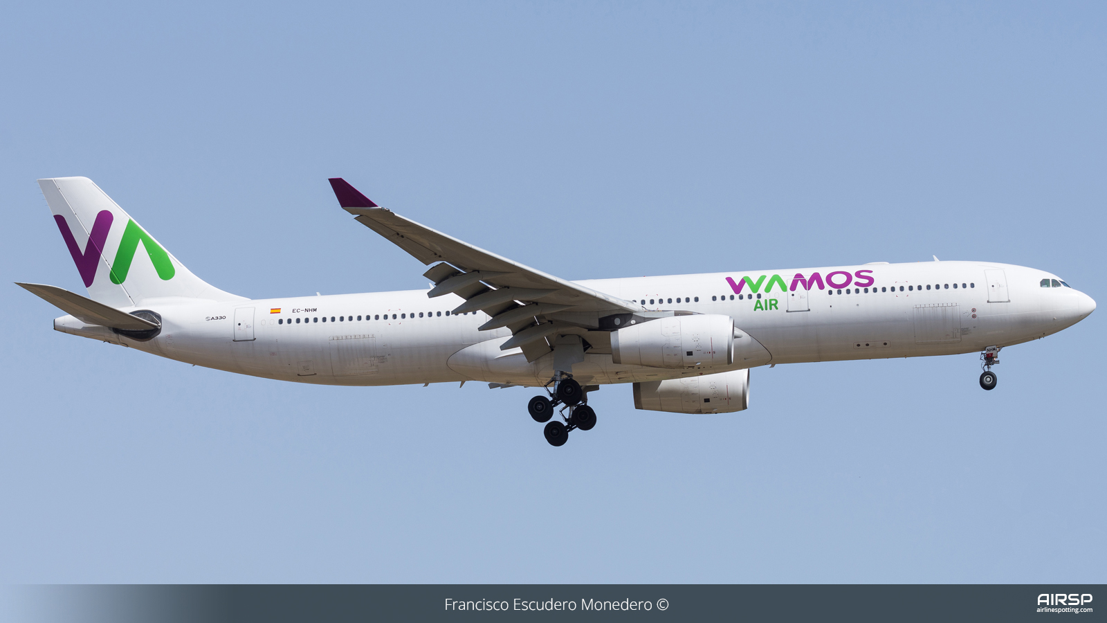 Wamos Air  Airbus A330-300  EC-NHM