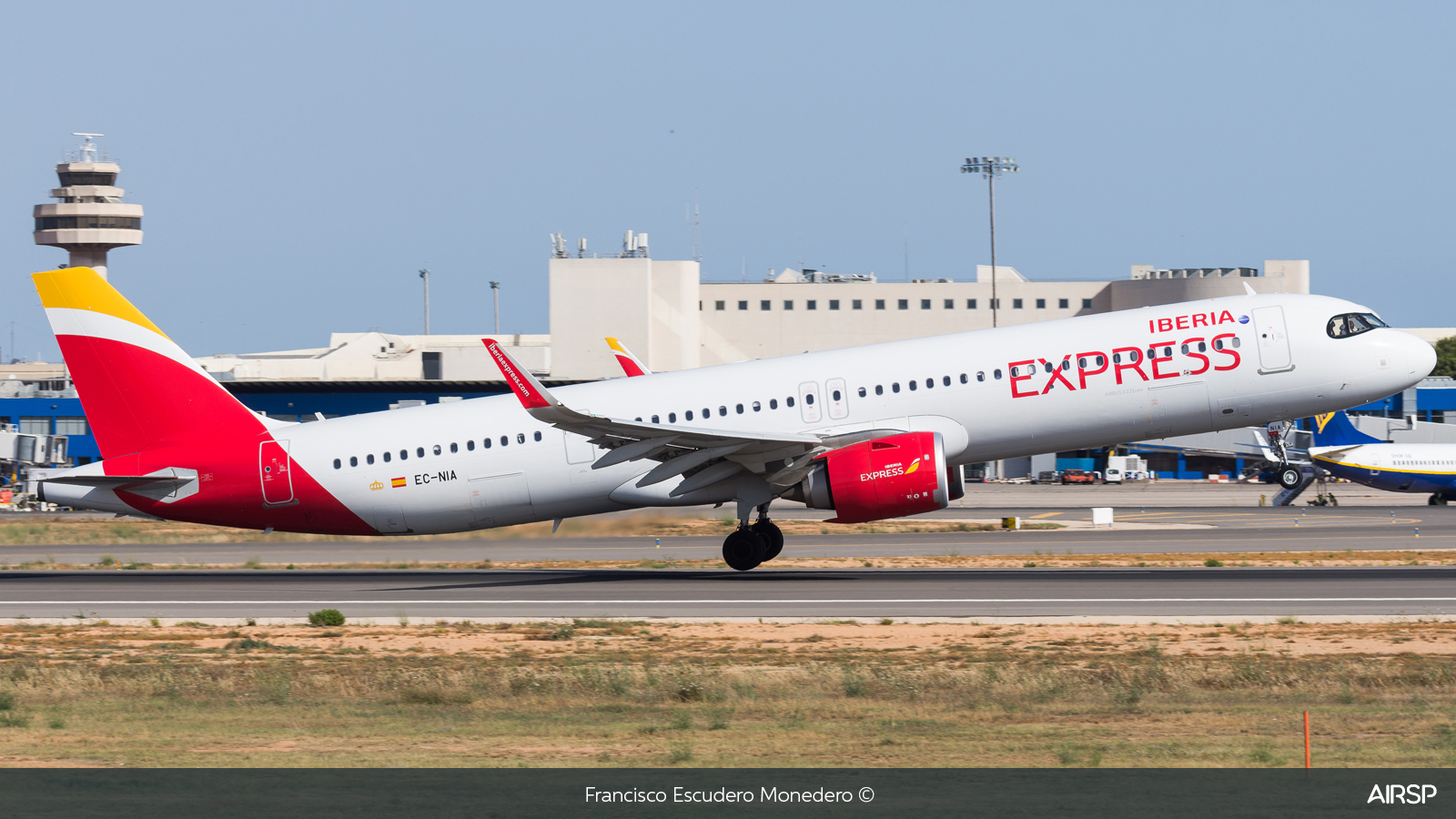 Iberia Express  Airbus A321neo  EC-NIA