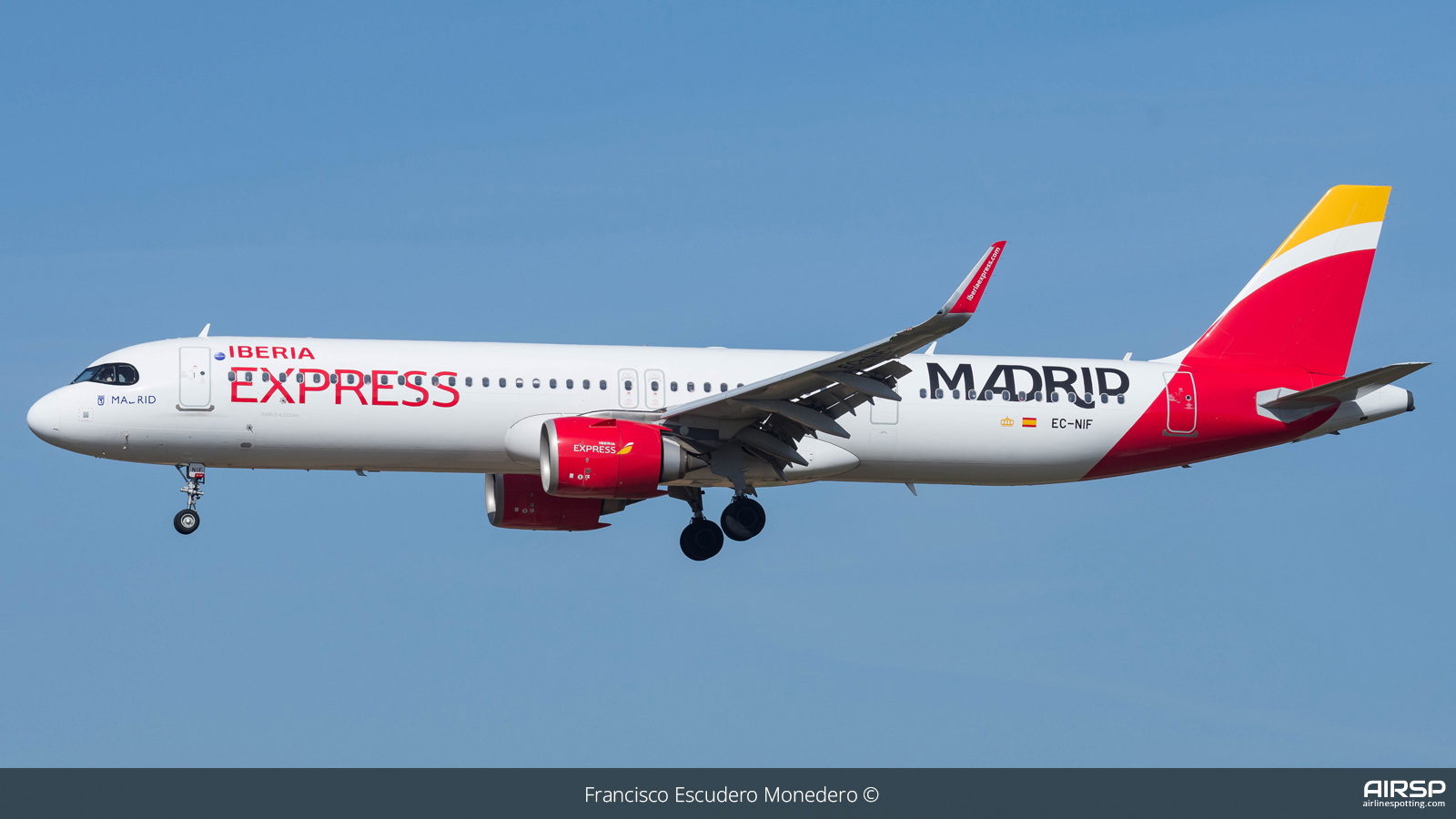 Iberia Express  Airbus A321  EC-NIF