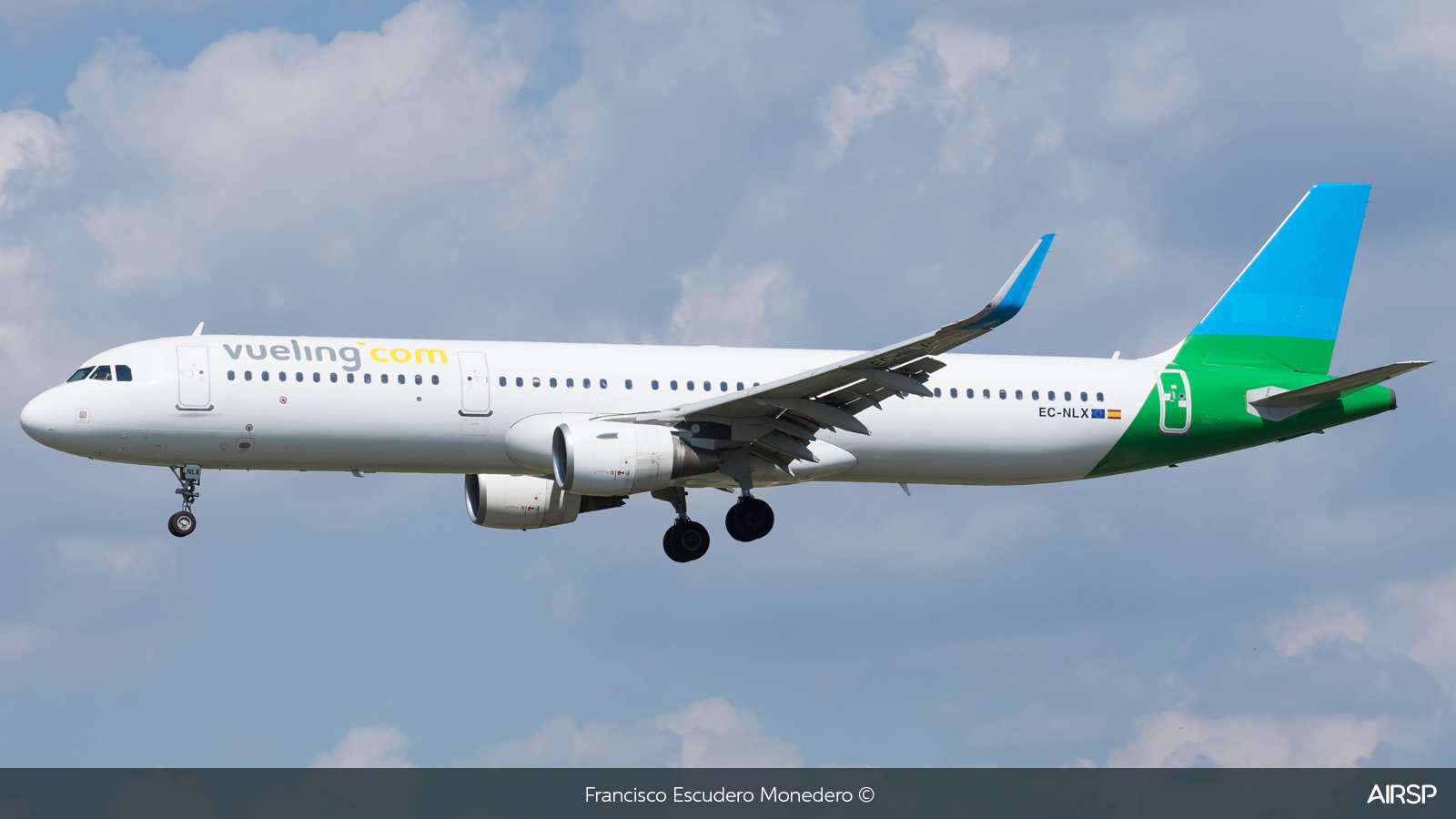 Vueling  Airbus A321  EC-NLX