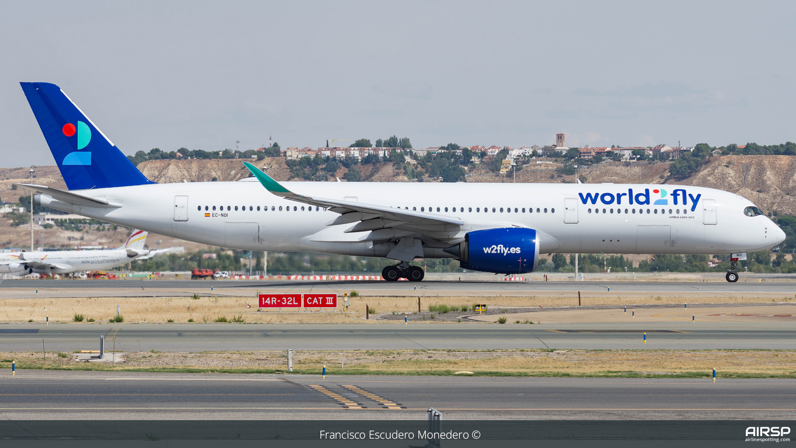 World2fly  Airbus A350-900  EC-NOI