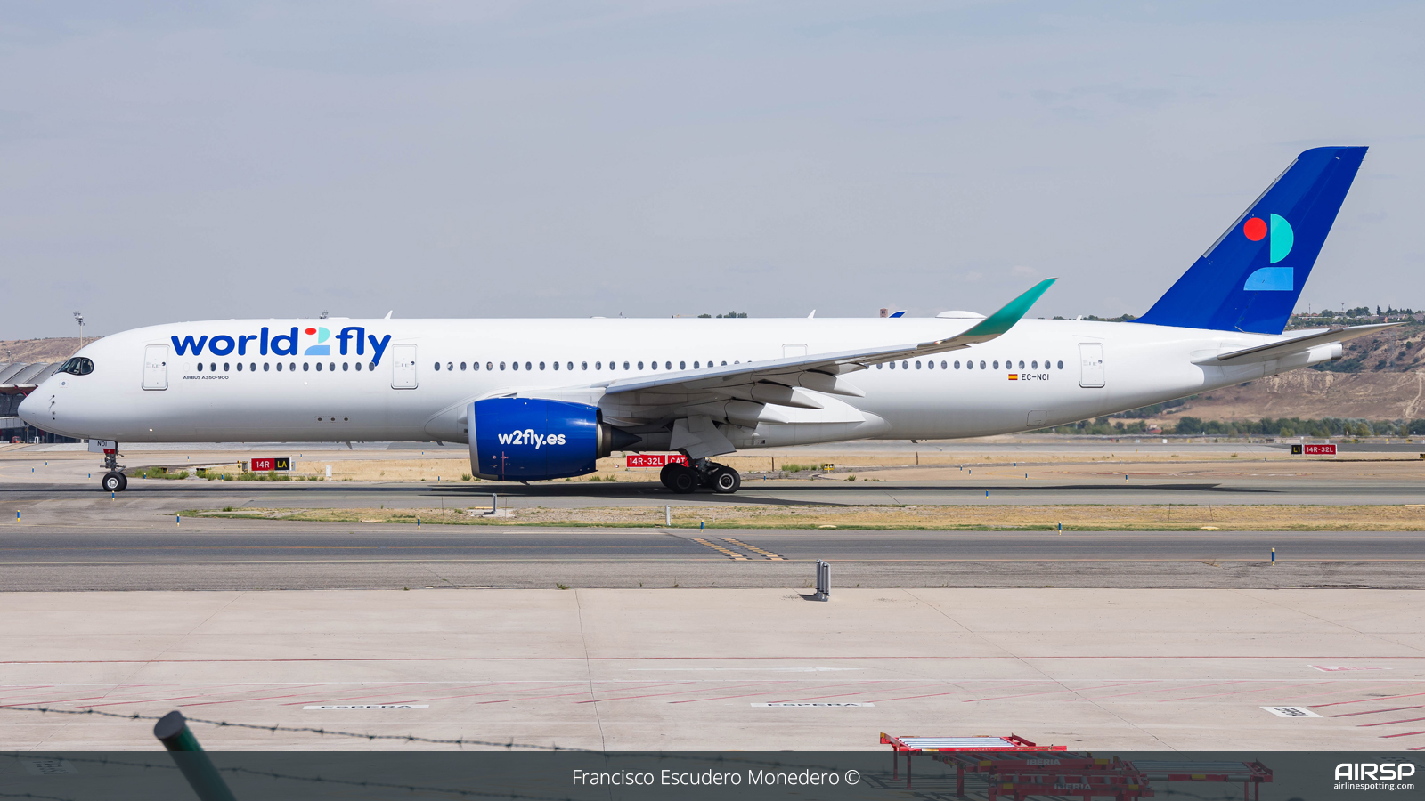 World2fly  Airbus A350-900  EC-NOI