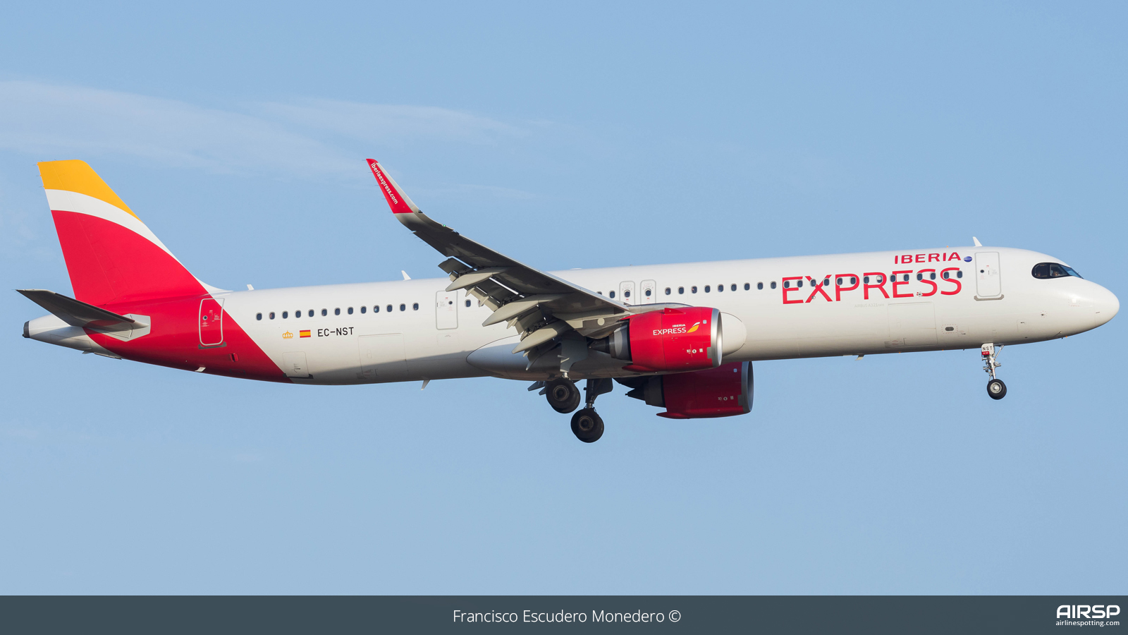 Iberia Express  Airbus A321neo  EC-NST