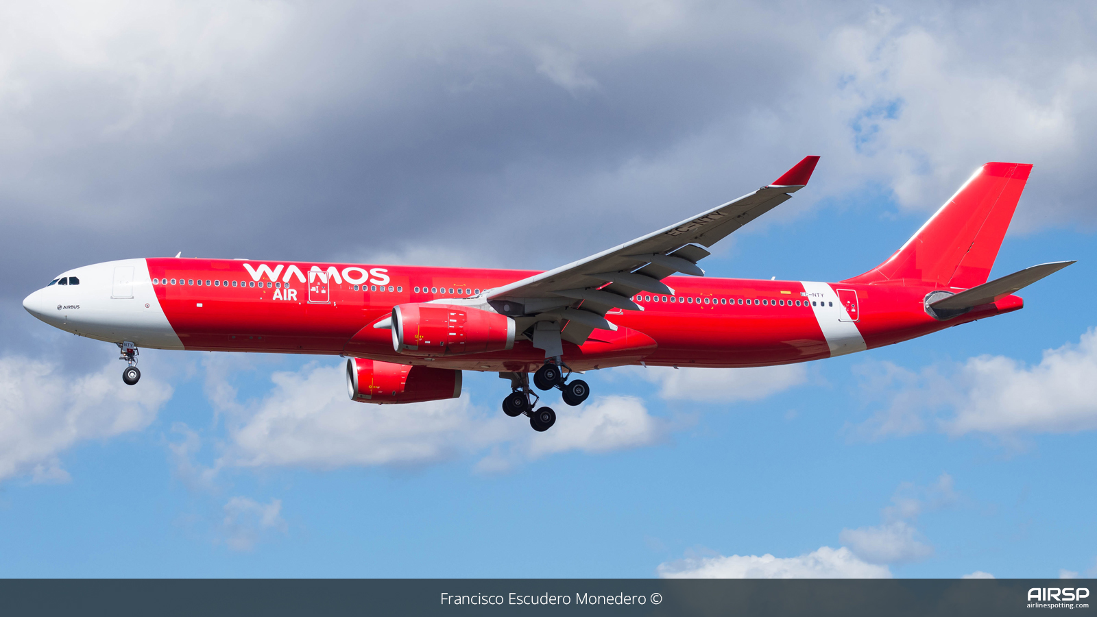 Wamos Air  Airbus A330-300  EC-NTY