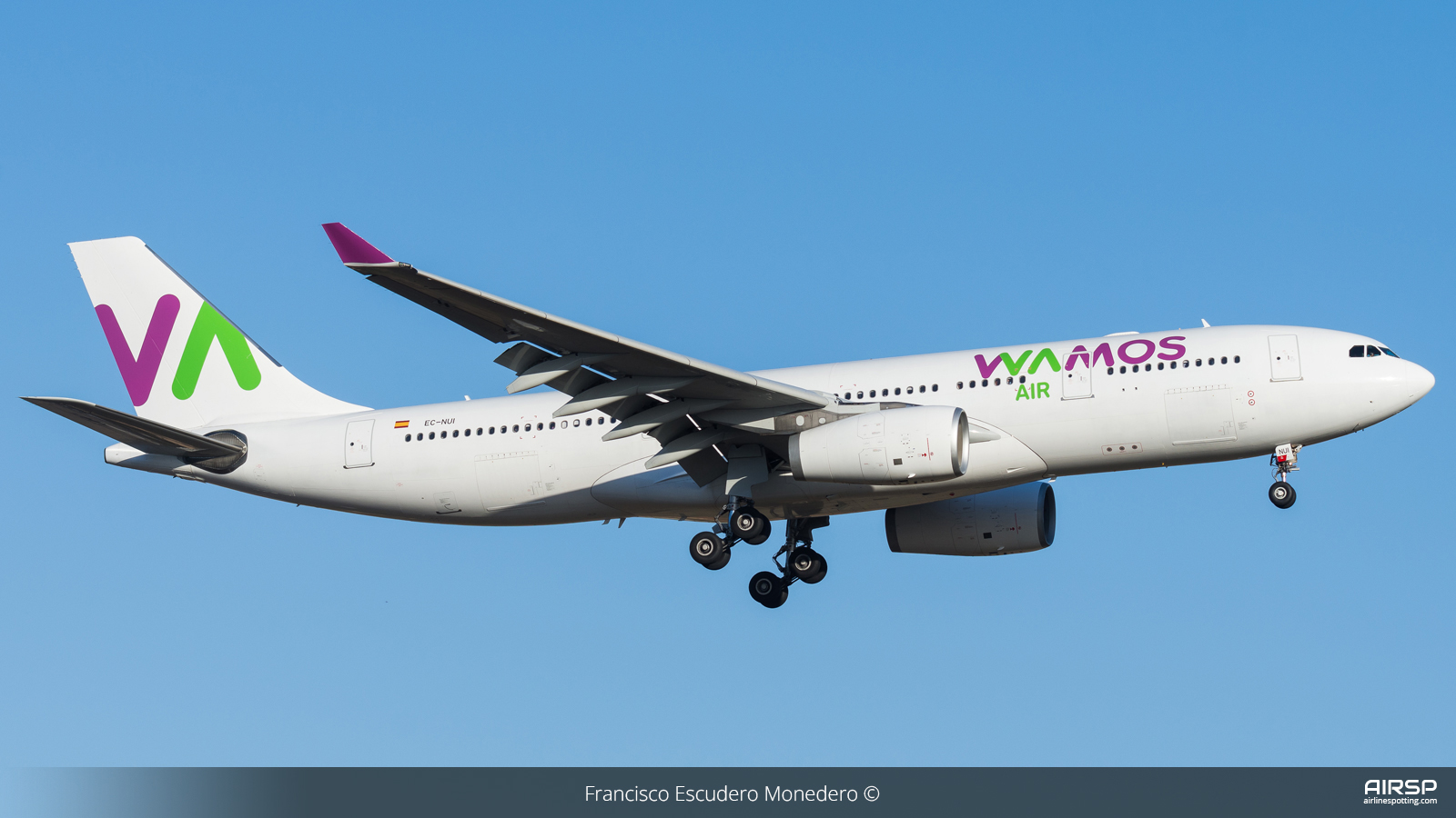 Wamos Air  Airbus A330-200  EC-NUI