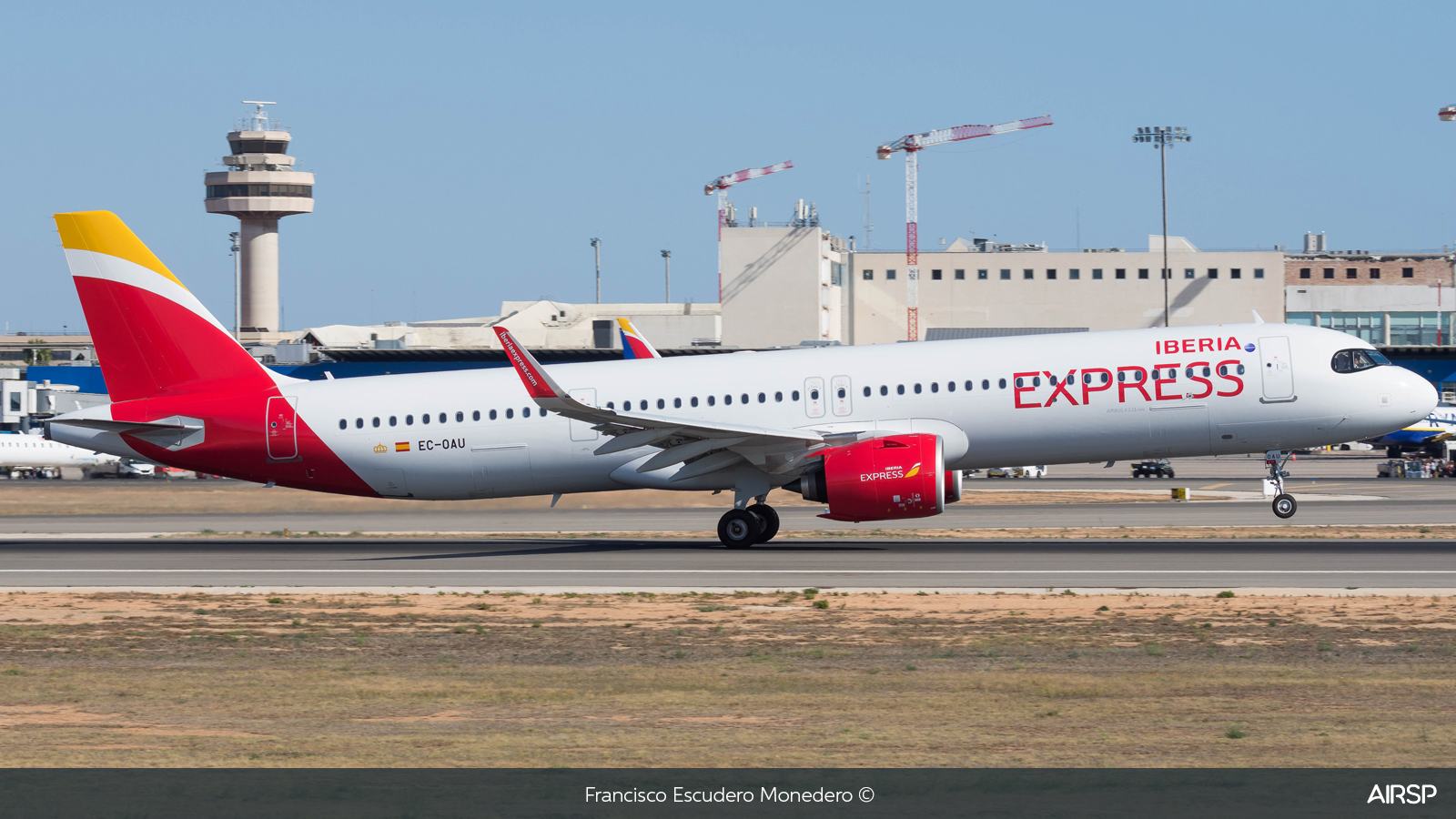Iberia Express  Airbus A321neo  EC-OAU