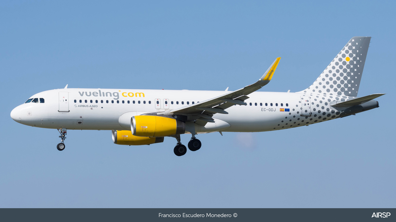 Vueling  Airbus A320  EC-ODJ