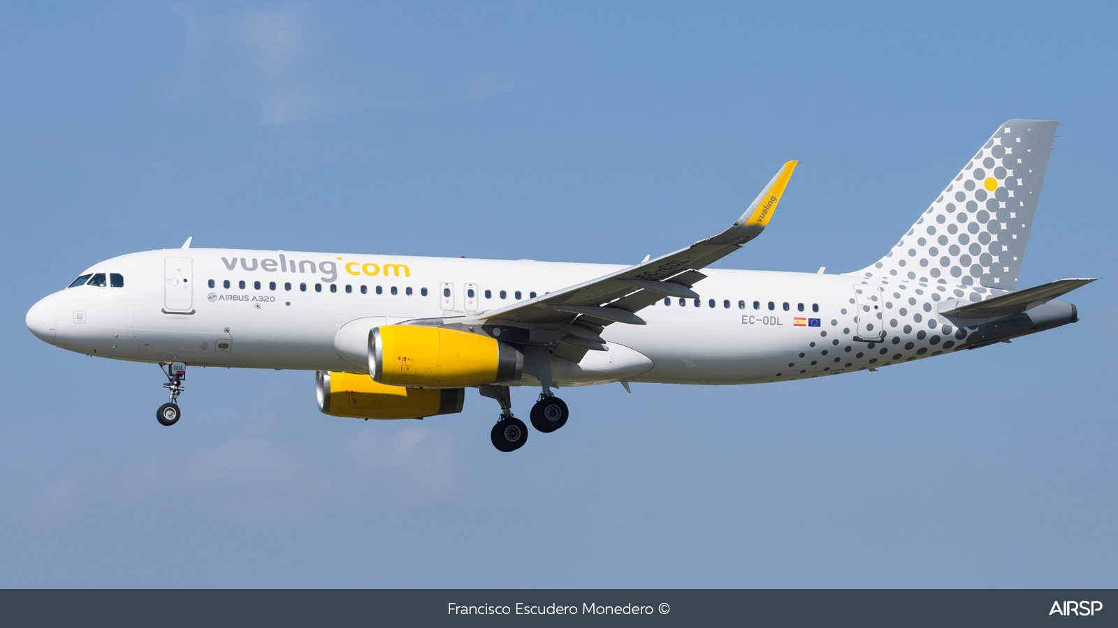 Vueling  Airbus A320  EC-ODL