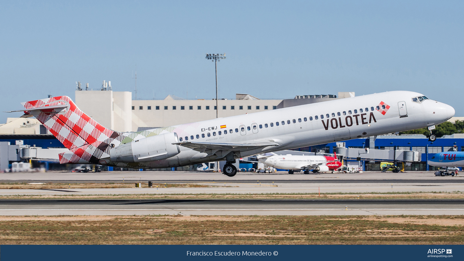 Volotea  Boeing 717  EI-EWJ