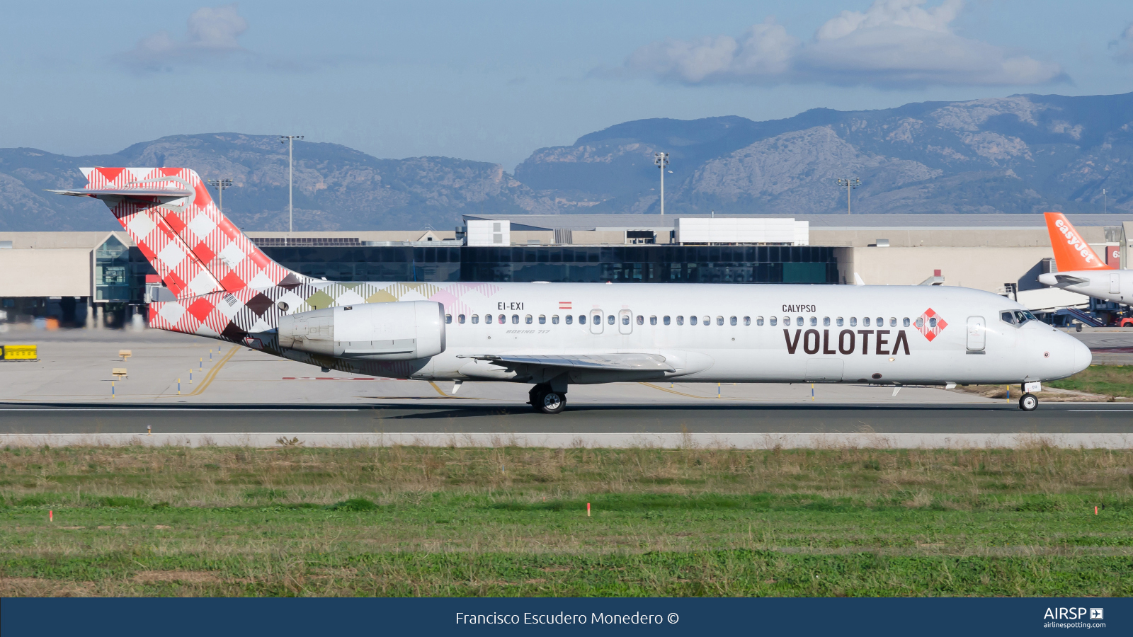 Volotea  Boeing 717  EI-EXI