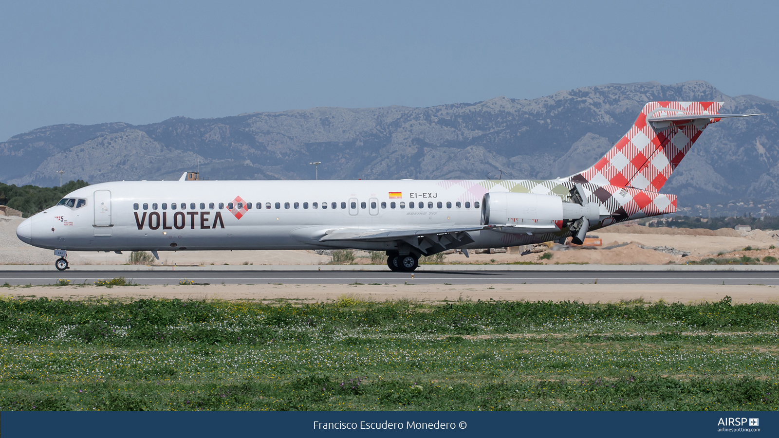 Volotea  Boeing 717  EI-EXJ