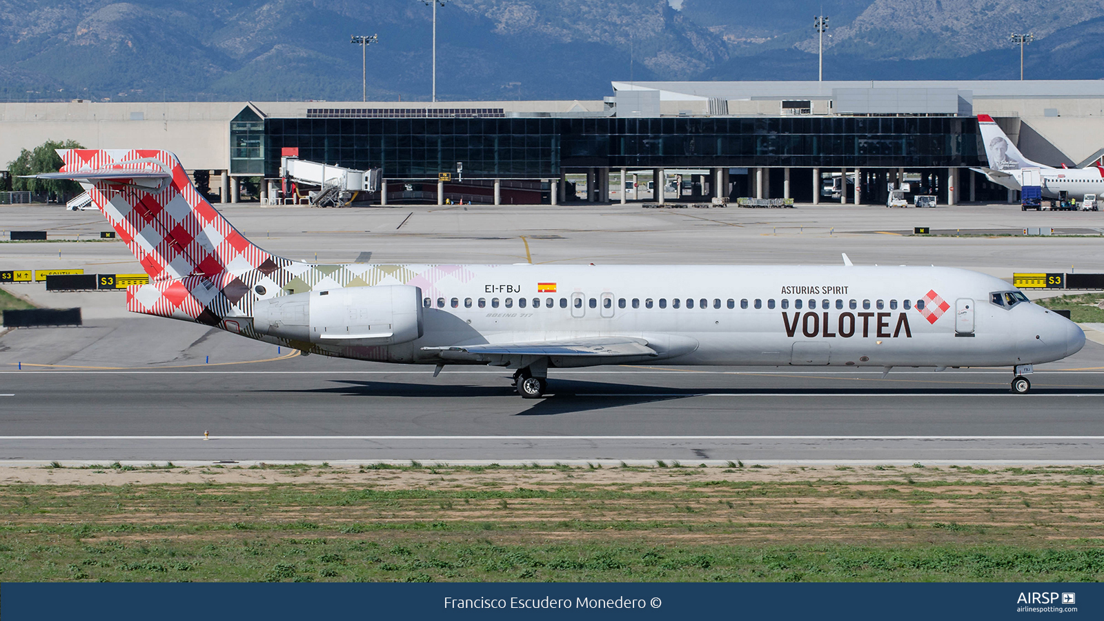 Volotea  Boeing 717  EI-FBJ