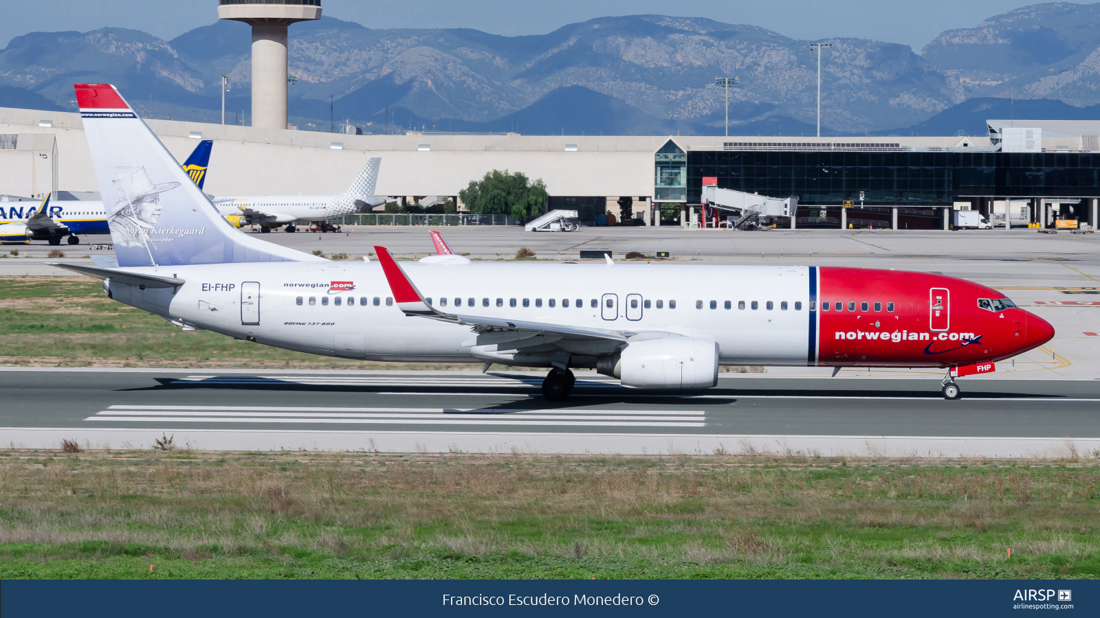 Norwegian  Boeing 737-800  EI-FHP