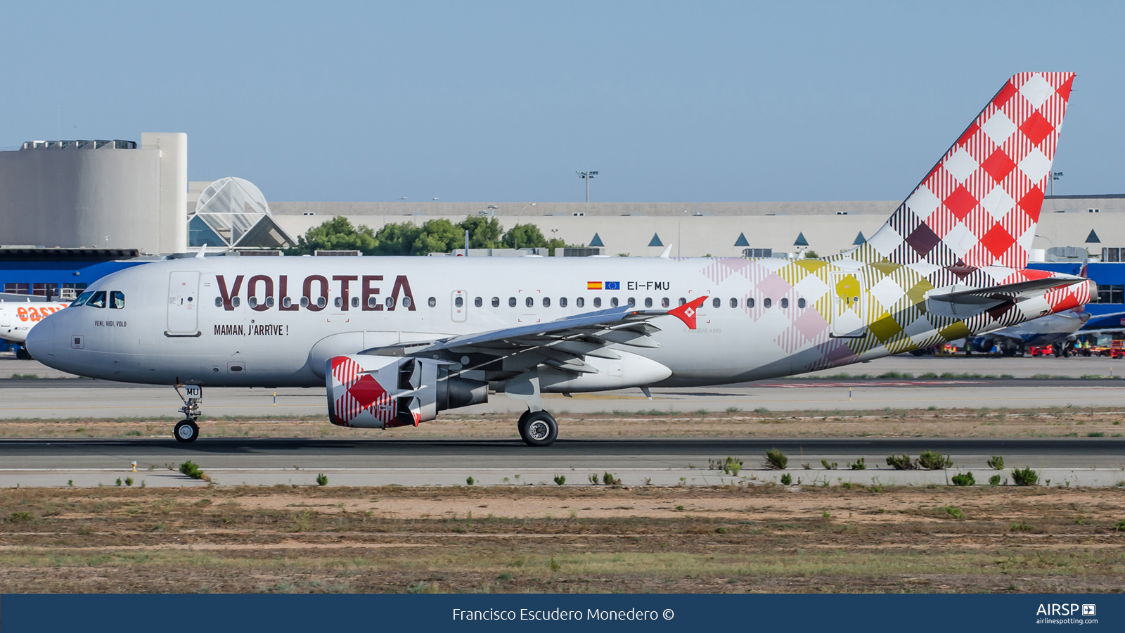 Volotea  Airbus A319  EI-FMU