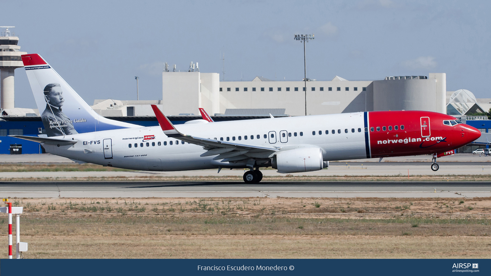 Norwegian  Boeing 737-800  EI-FVS