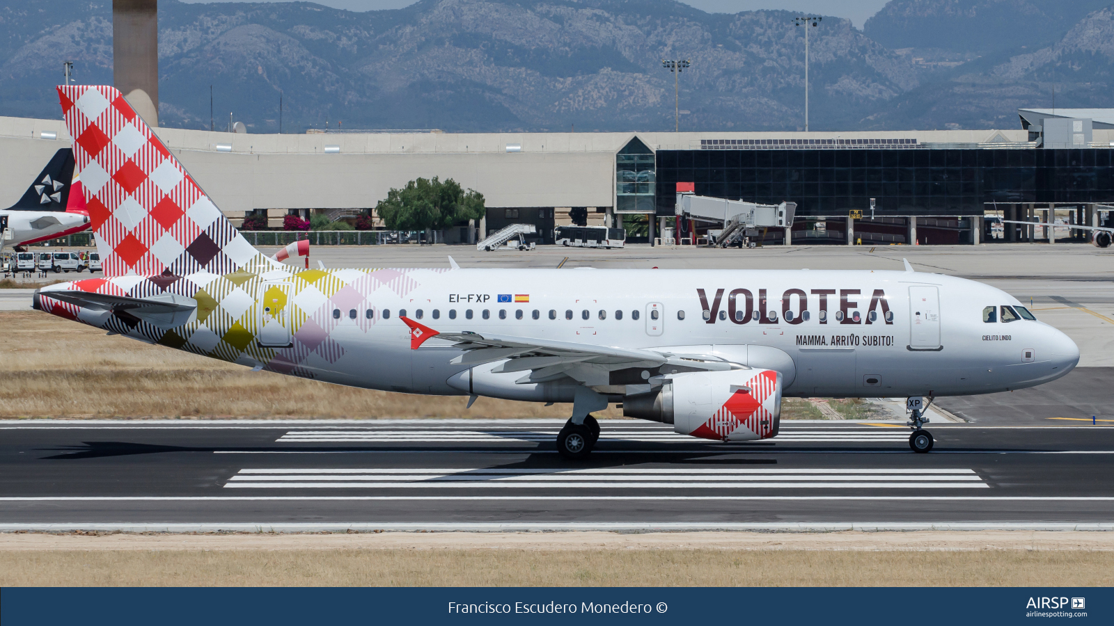 Volotea  Airbus A319  EI-FXP