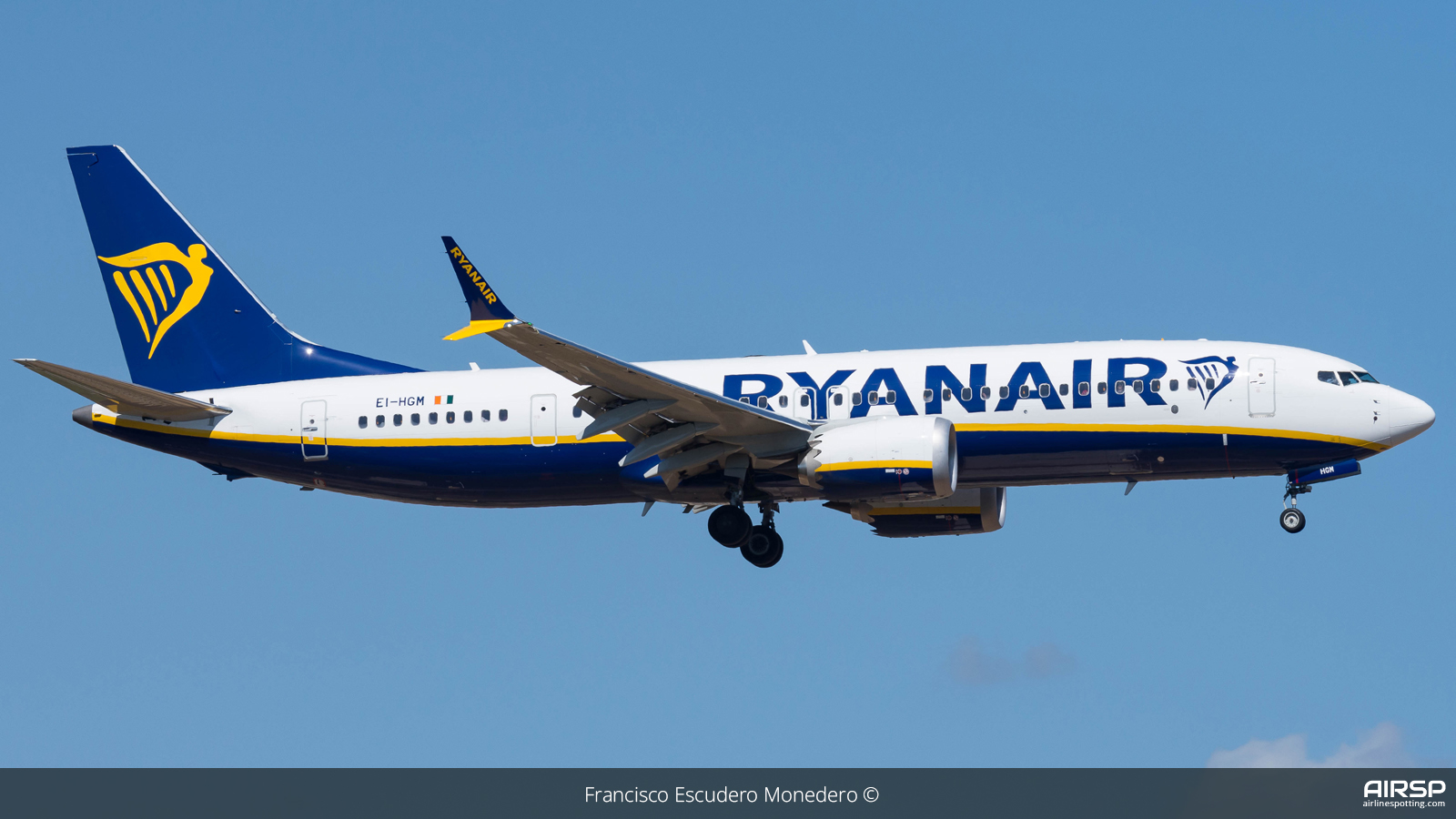 Ryanair  Boeing 737 Max 8  EI-HGM