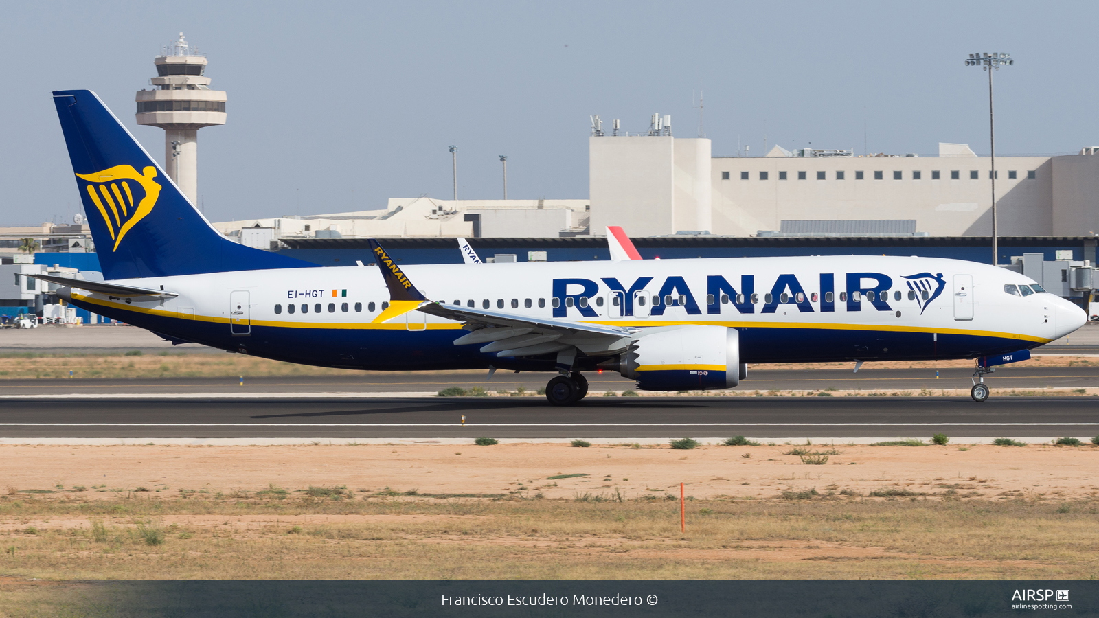 Ryanair  Boeing 737 Max 8  EI-HGT