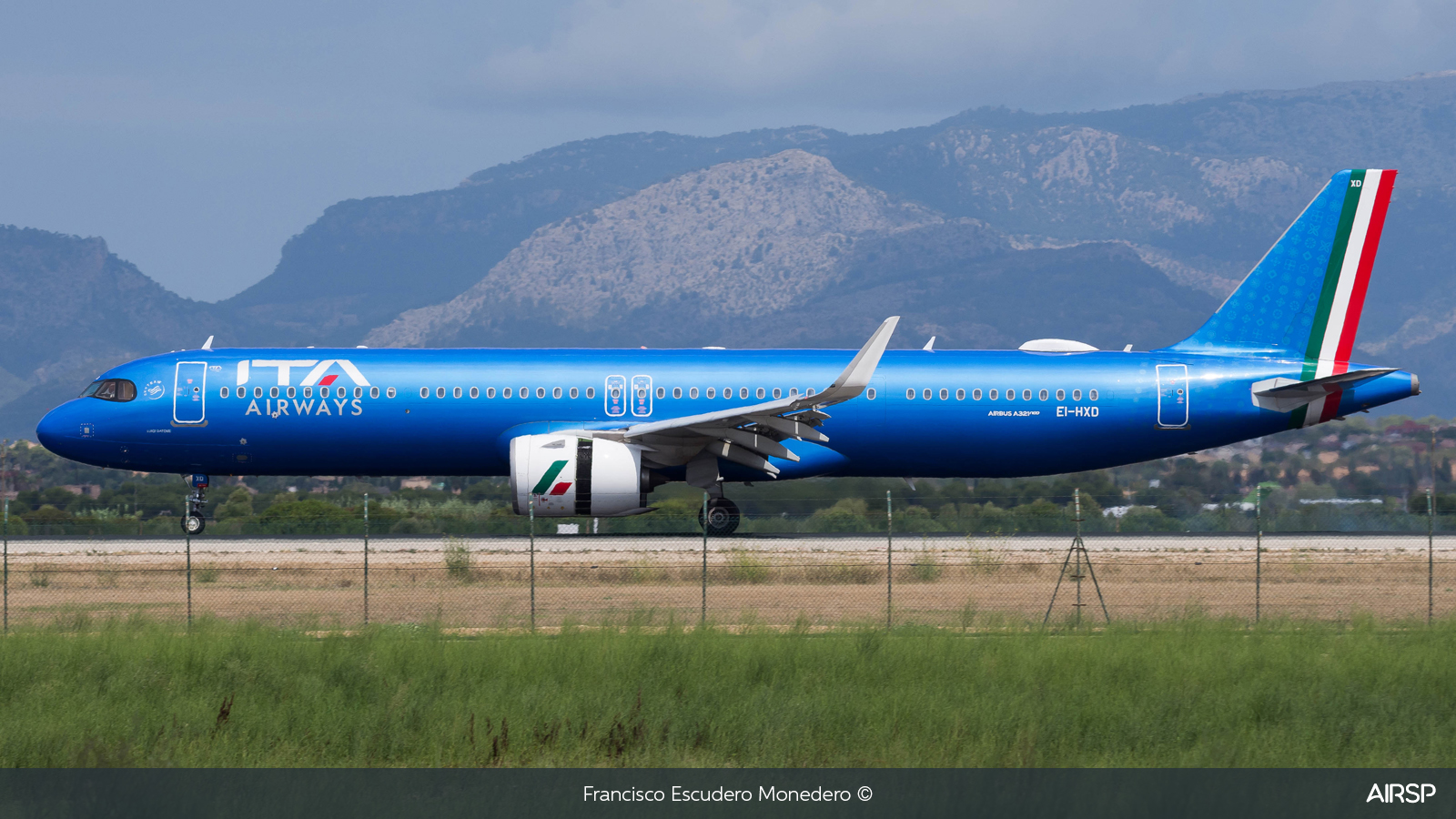 ITA Airways  Airbus A321neo  EI-HXD