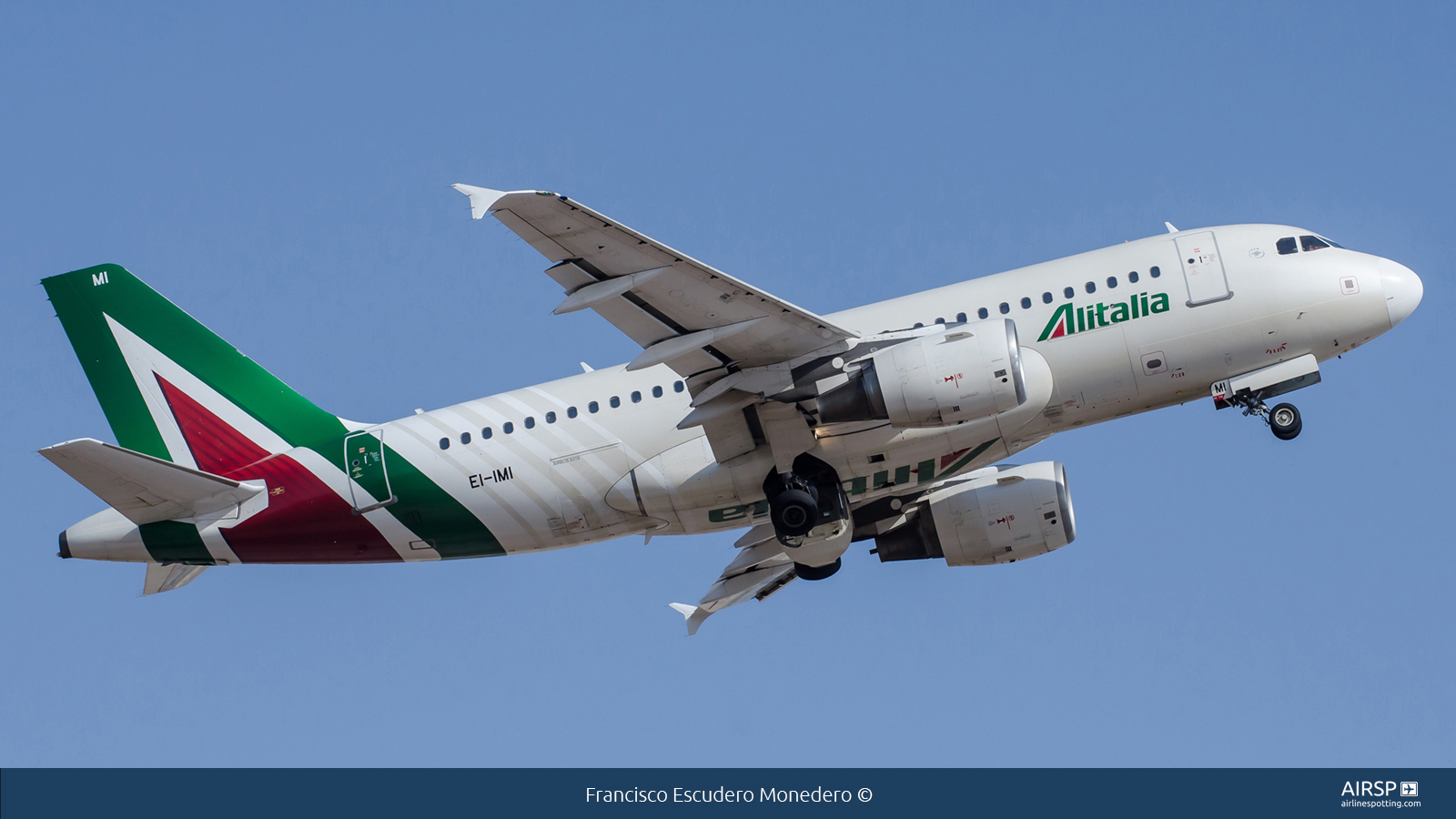 Alitalia  Airbus A319  EI-IMI