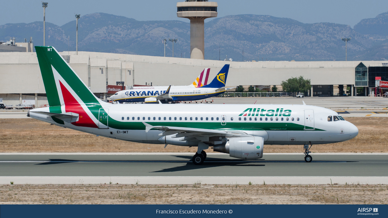 Alitalia  Airbus A319  EI-IMT