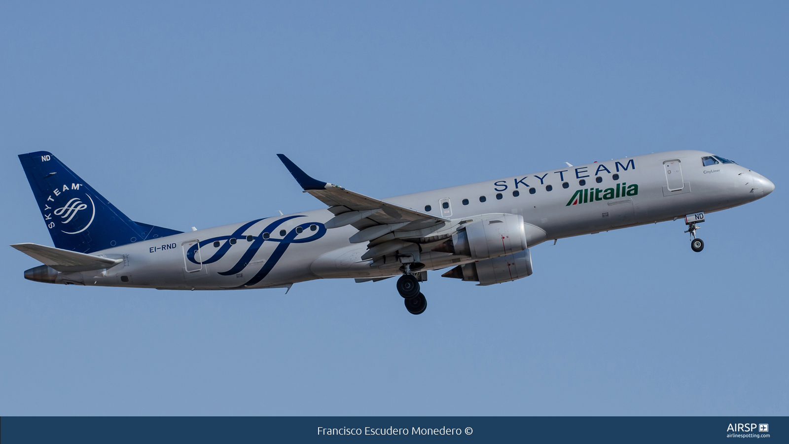 Alitalia Cityliner  Embraer E190  EI-RND