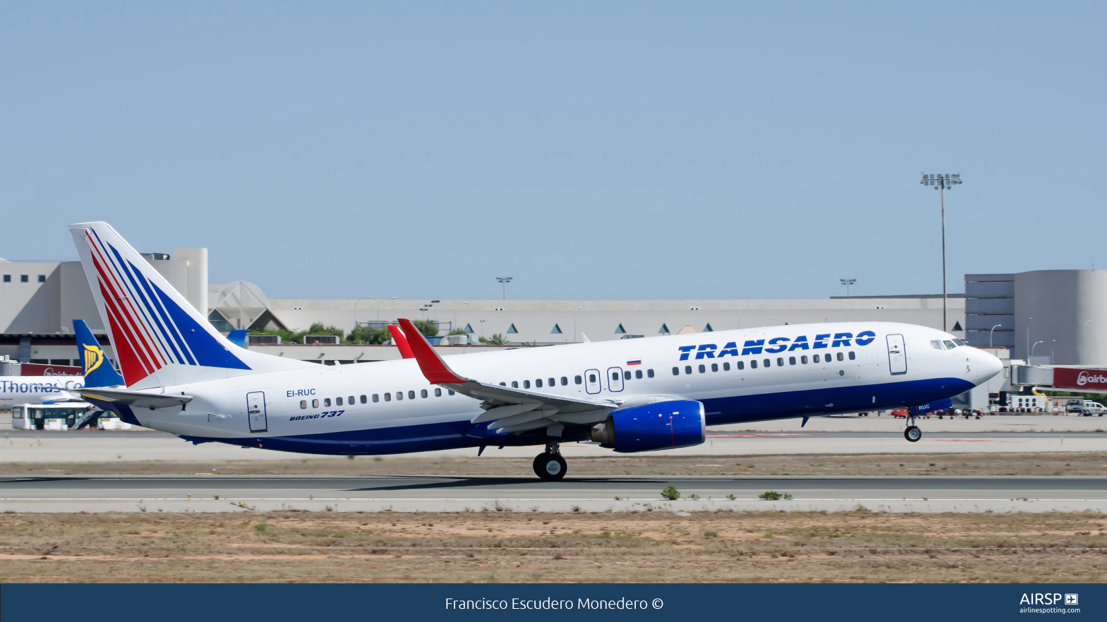 Transaero Airlines  Boeing 737-800  EI-RUC