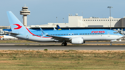 Neos Boeing 737 Max 8