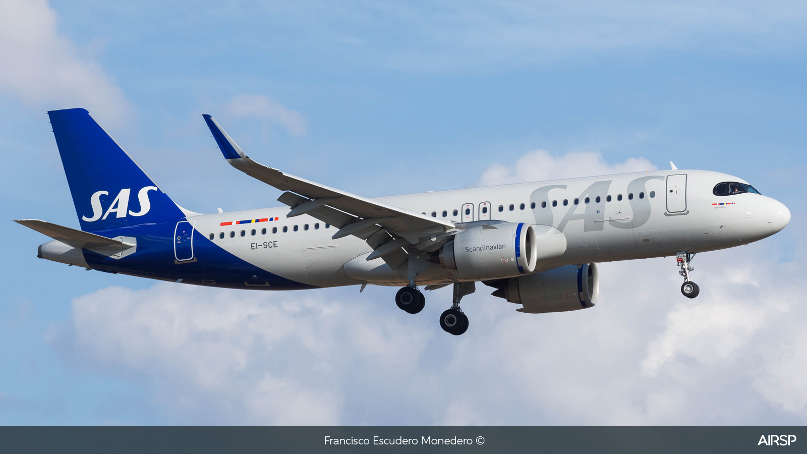 SAS Scandinavian Airlines  Airbus A320neo  EI-SCE